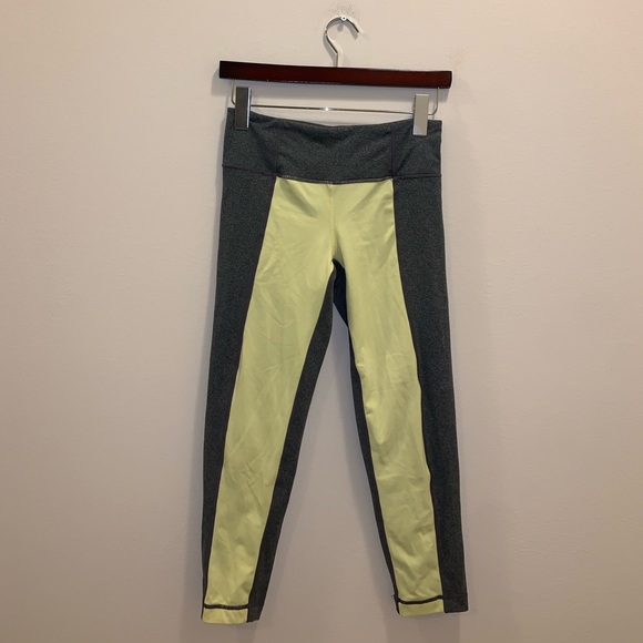 90 Degree by Reflex Gray & Yellow leggings sz XS - Picture 2 of 10